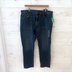 GAP Denim Straight Taper Jeans Mid Rise Size 38 x 32